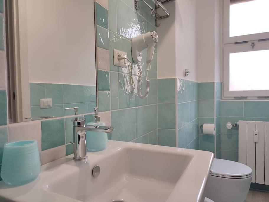 Sunnyhome- Ostia Lido Vista Mare 2 Bagni Luaran gambar