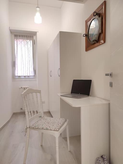 Sunnyhome- Ostia Lido Vista Mare 2 Bagni Luaran gambar